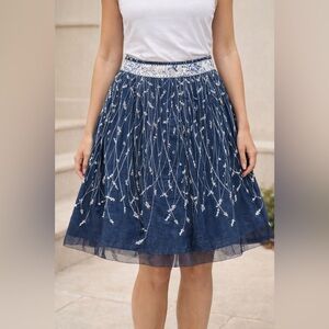 Elie Tahari Navy and White Floral Chambray A-Line Skirt 100% Linen Size 10‎